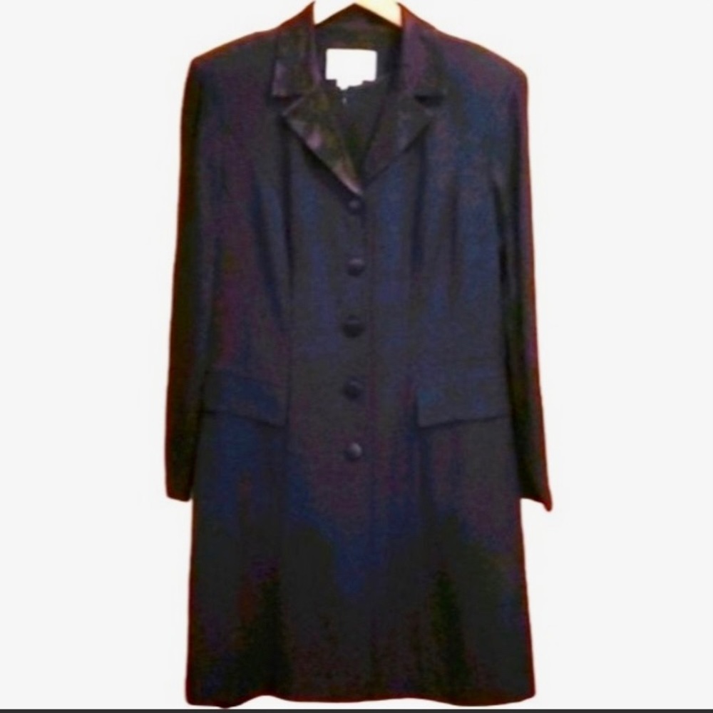 DANI MAXI runs small more like 10/12 in size This Dark Purple two piece